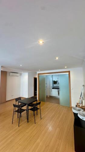Santa Iria de Azoia Apartment | Lisbon Airport