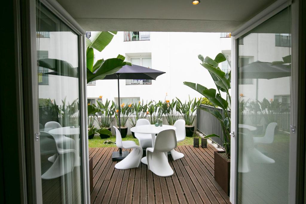 Misericordia Apartment | Lisbon Downtown Apartment Free Parking
