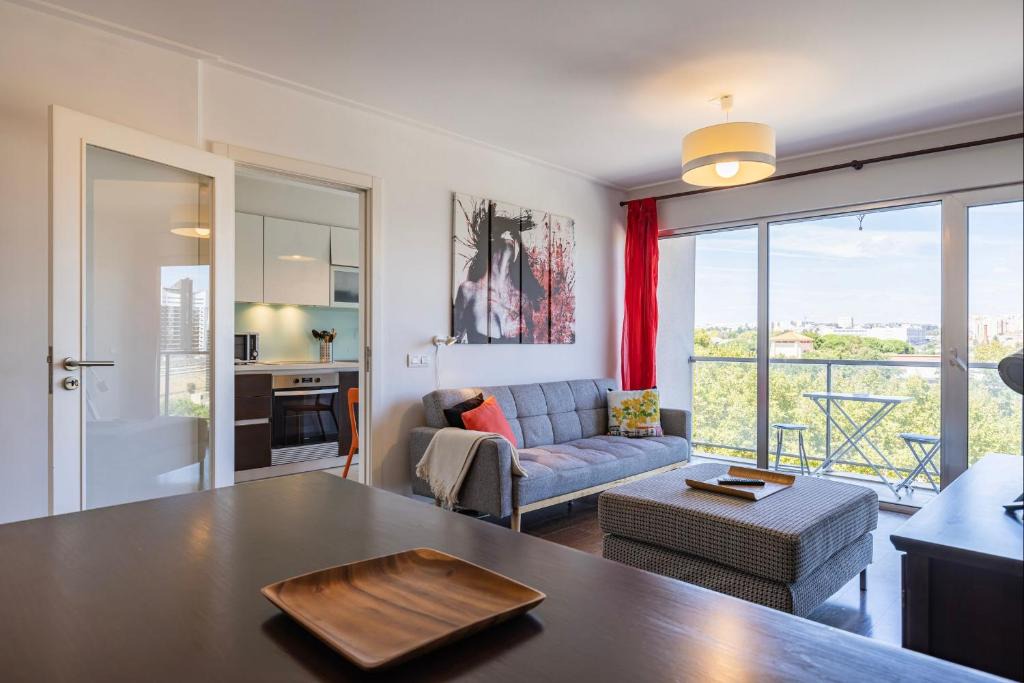 Parque das Nacoes Apartment | Lovely 1 BDR Apartment With Pool by LovelyStay