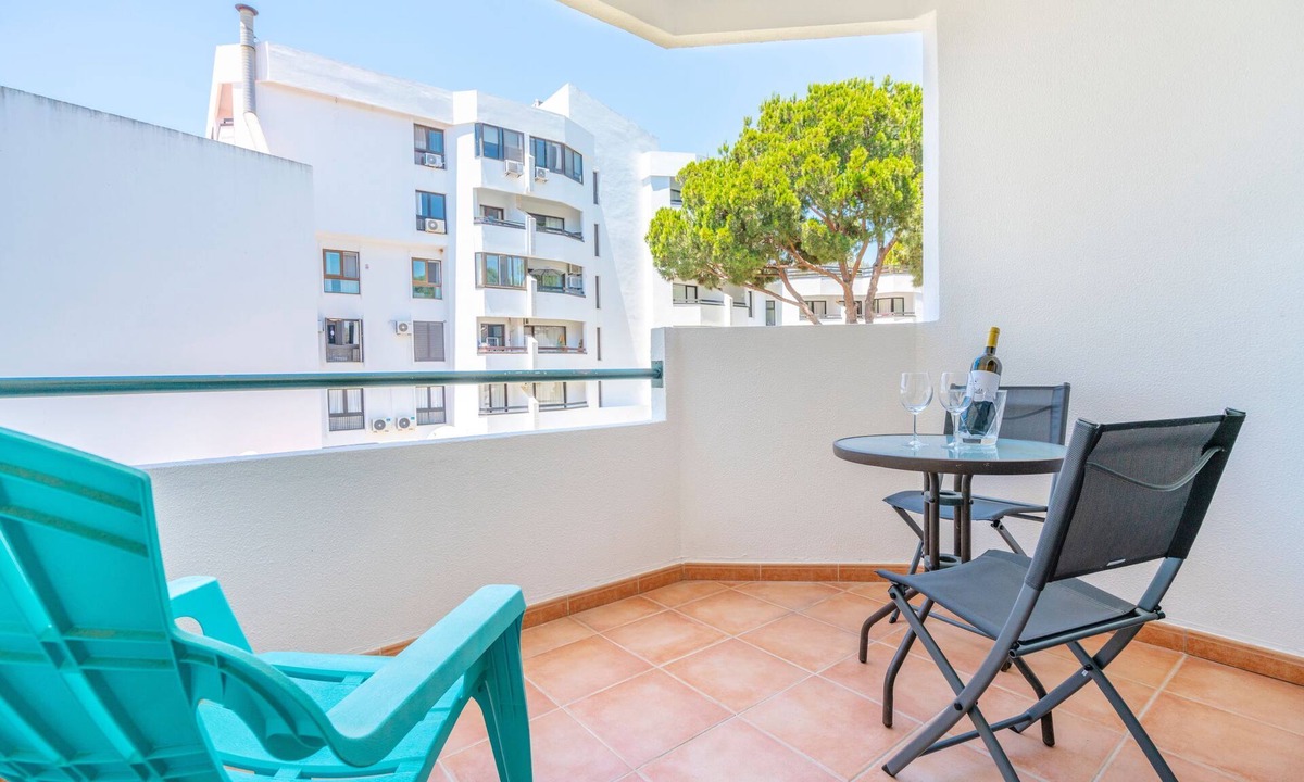 Vilamoura Apartment | Lovely 1bed Flat Short Walk to Marina Vilamoura