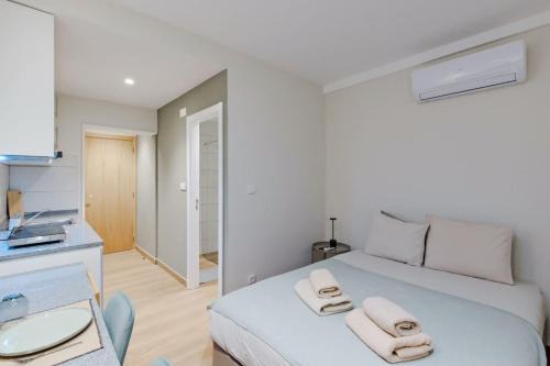 Alvalade Apartment | Lovely studio fully equipped near subway N9