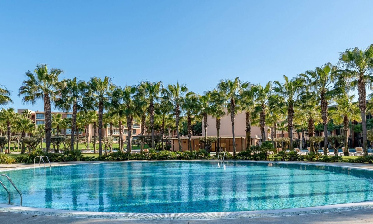 Salgados Apartment | Luxurious 3BDR Salgados Flat w/Pool by LovelyStay