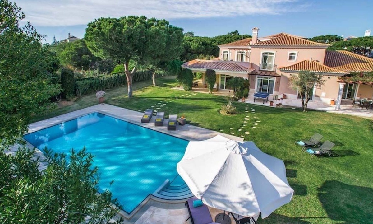 Quinta do Lago Villa | Luxury 5 Bedroom Villa with Private Pool, Landscaped gardens in Quinta do Lago A345 - Almancil, Algarve