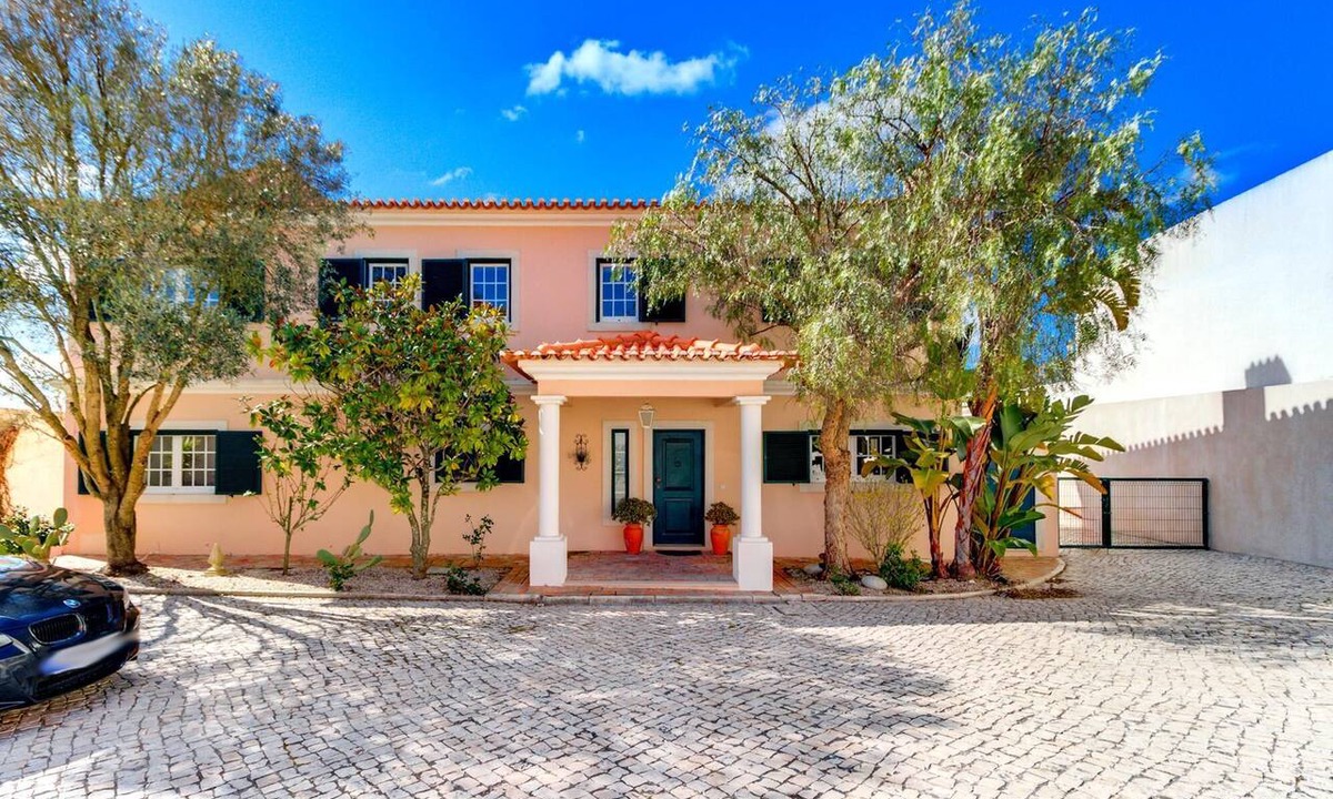 Atalaia Villa | Luxury Coastal Villa with Heated Pool, Basketball Court & Ocean Views near Lisbon