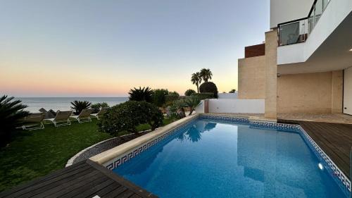 Luz Villa | Luz - Private Pool - 10 Guests - Lagos