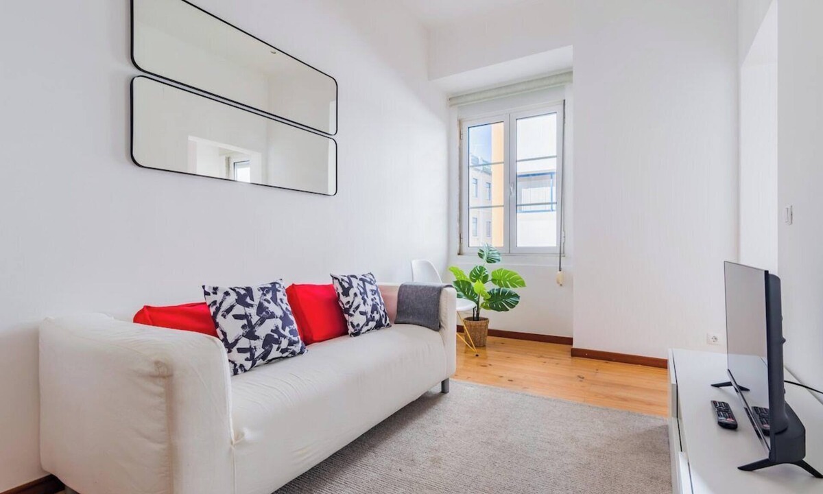 Alcantara Apartment | LX Urban Living, 2BR Apartment