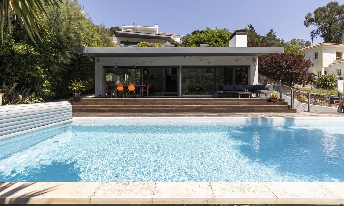 Malveira da Serra Villa | Malveira Seaview Villa by CadenzaLux