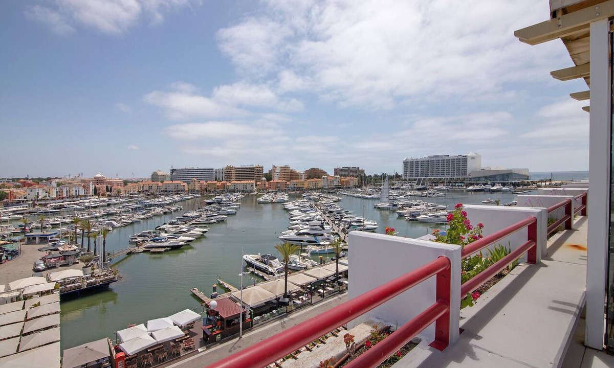 Vilamoura Apartment | Marina Vilamoura Penthouse Luxury Apartment with Sea View, Wi-Fi and Air Conditioning