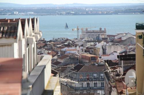Pena Apartment | Martim Vaz 1