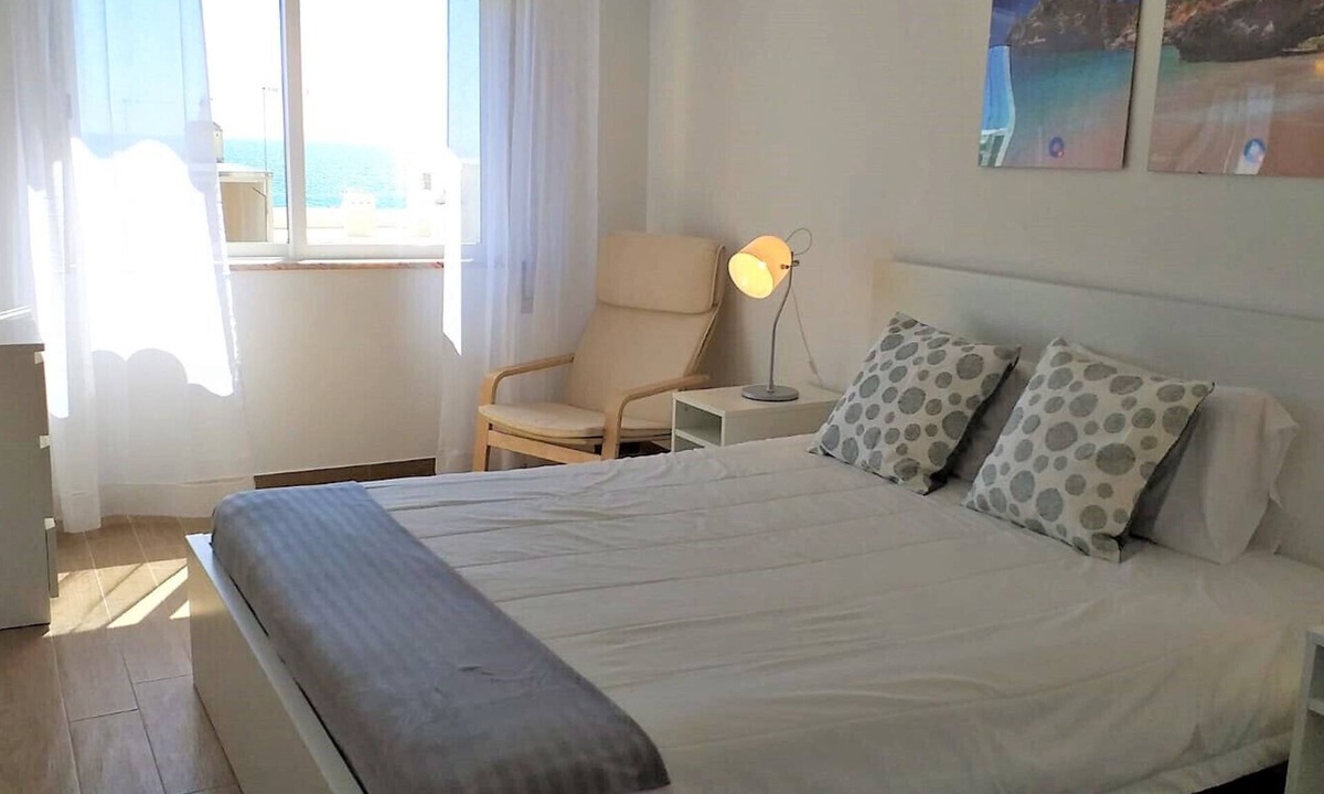 Cavacos Apartment | MiraPraia 7- Refurbished, Air Conditioning, Wifi, TV, Bedroom and Living Room, Sea View