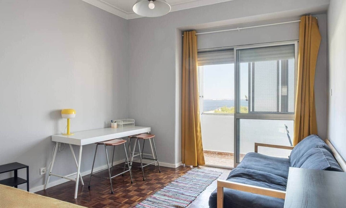 Cacilhas Apartment | Mivô | Tejo Colours