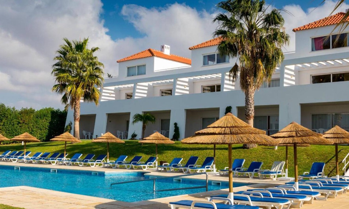 Patio Apartment | Moana 25 Apartment, Swiming Pool, Parking, Wifi, Ac, Balcony, Garden,!New!
