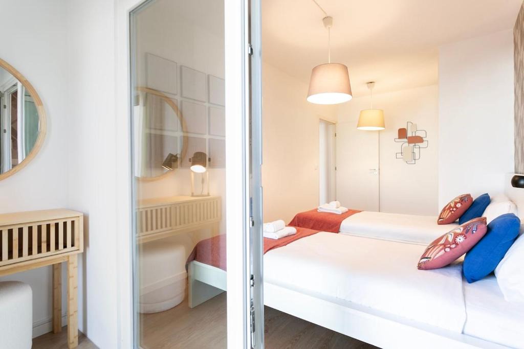 Casal da Ladeira Apartment | Modern 2bdr flat in the city's heart!