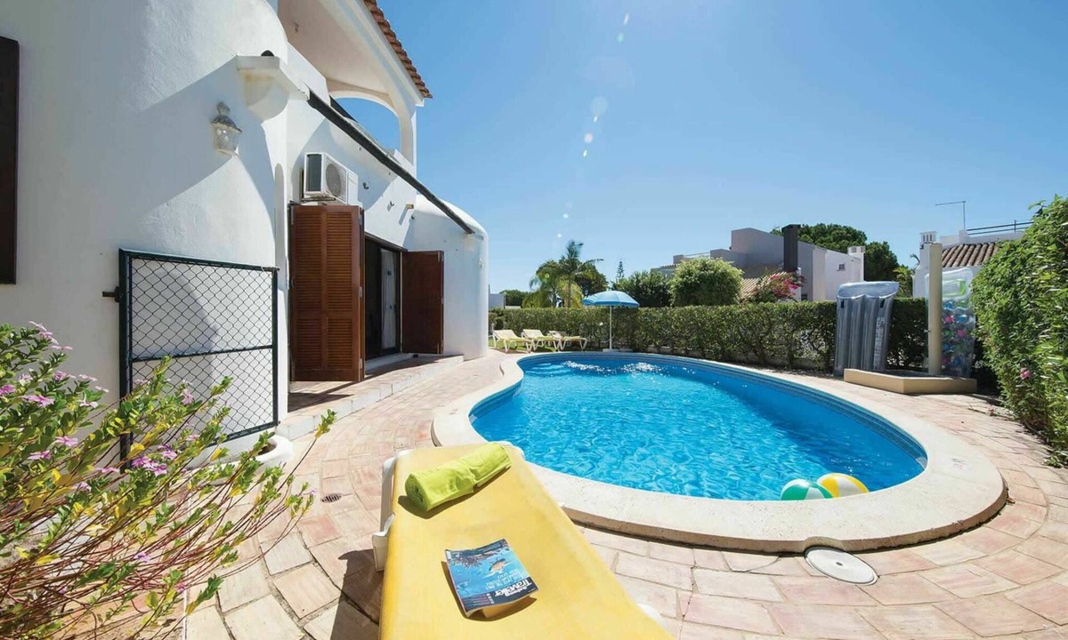 Quarteira Villa | Modern Holiday Home in Quarteira With Swimming Pool