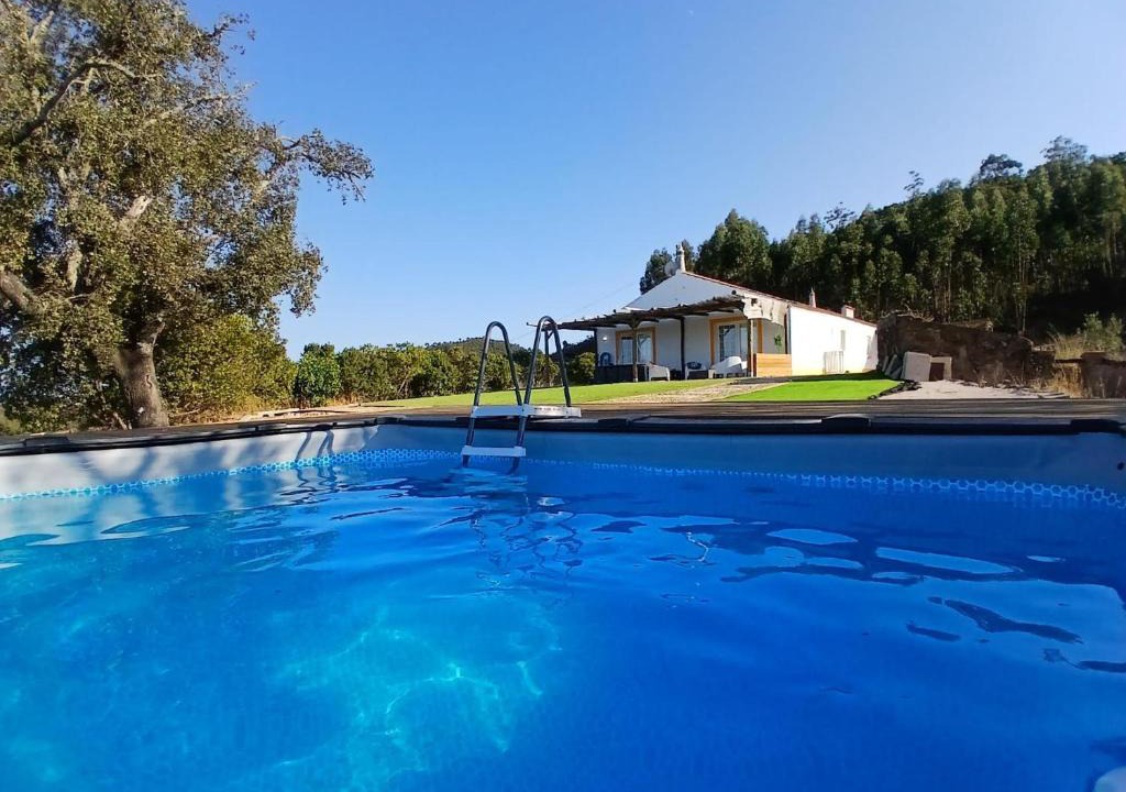 Barracao Apartment | Monte Clérigo Country Rustic House