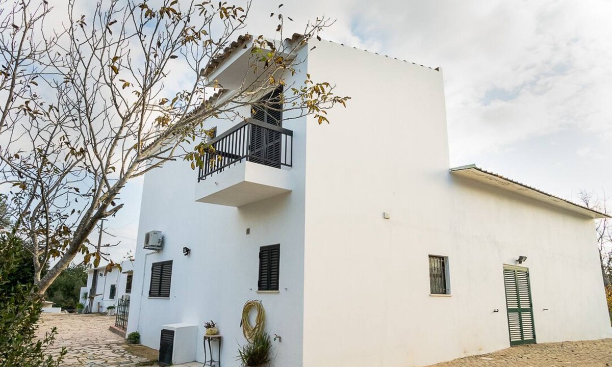 Pechao House | Monte JB-Monte João Moleiro, a large and welcoming space where nature rules.