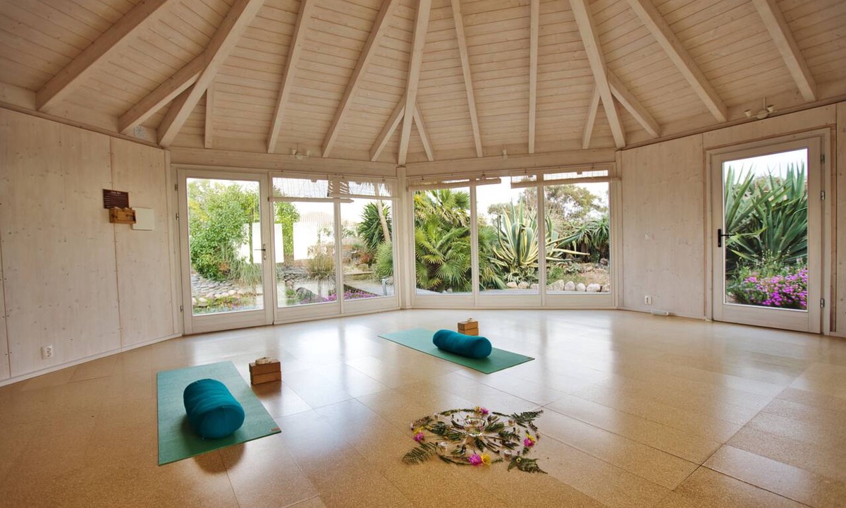 Aljezur Bed & Breakfast | Monte Velho Retreat Centre