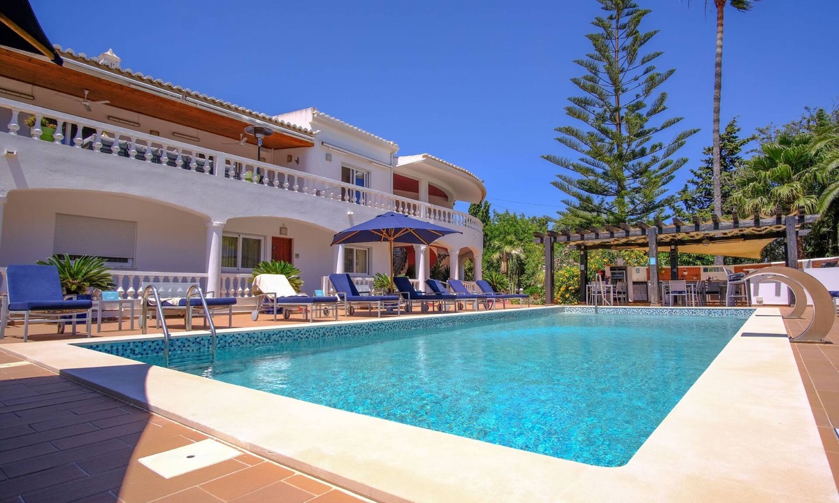 Funchal Apartment | Monte Violeta Apt in Lagos