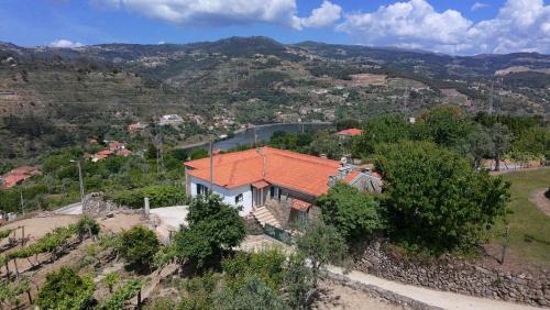 Resende House | Montes & Serranas