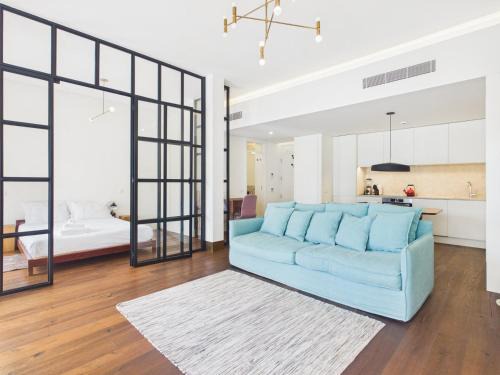 Alfama Apartment | Mouraria Flat · Pool, Gym, Parking, Elevator & A/C | By Airnest