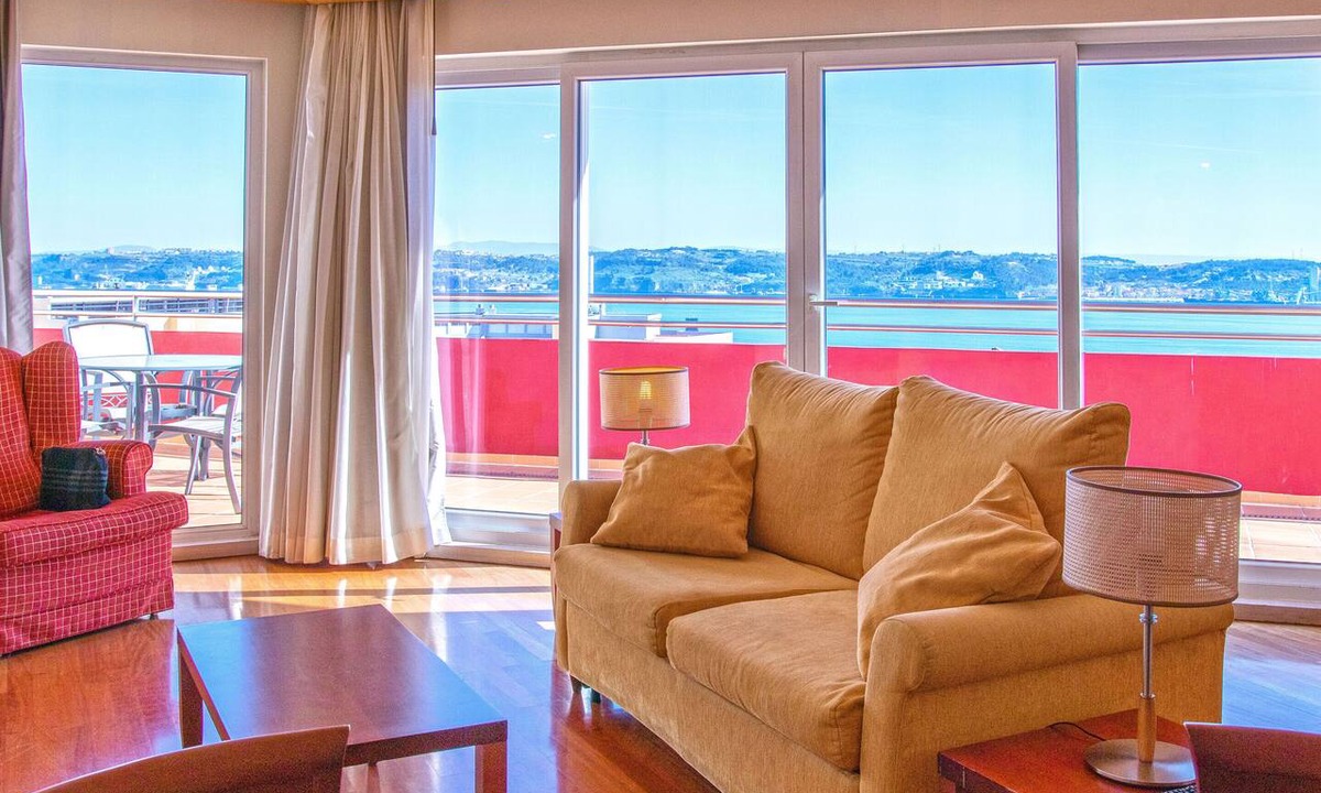Linda-a-Velha Apartment | MS Aparthotel