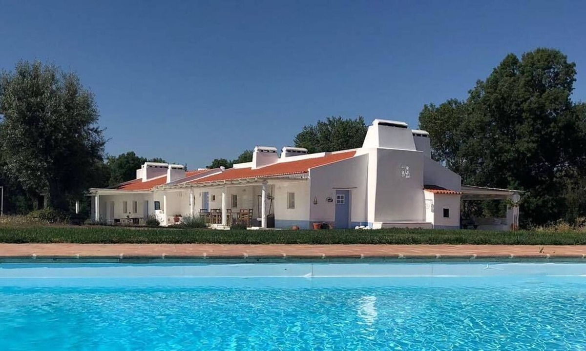 Evora Cottage | My Hill