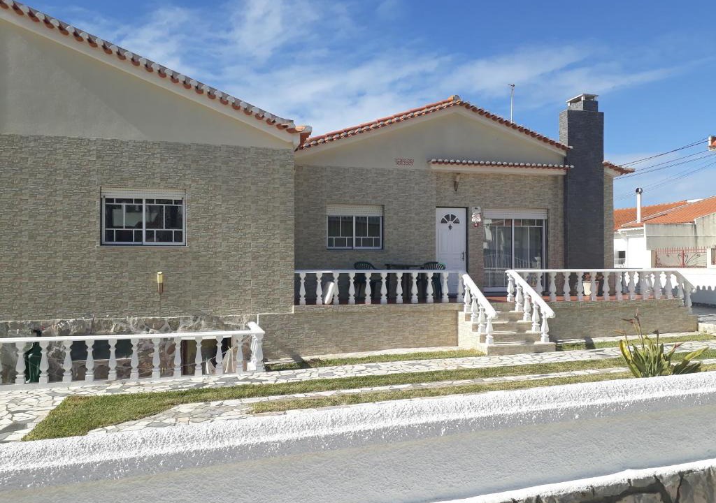 Nazare Villa | Nazaré Villa North Wave