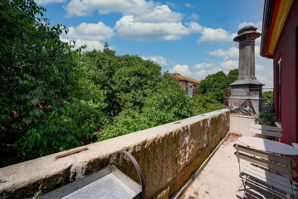 Bonfim Apartment | Nomad's Fine Arts Collection - Balcony & View 1