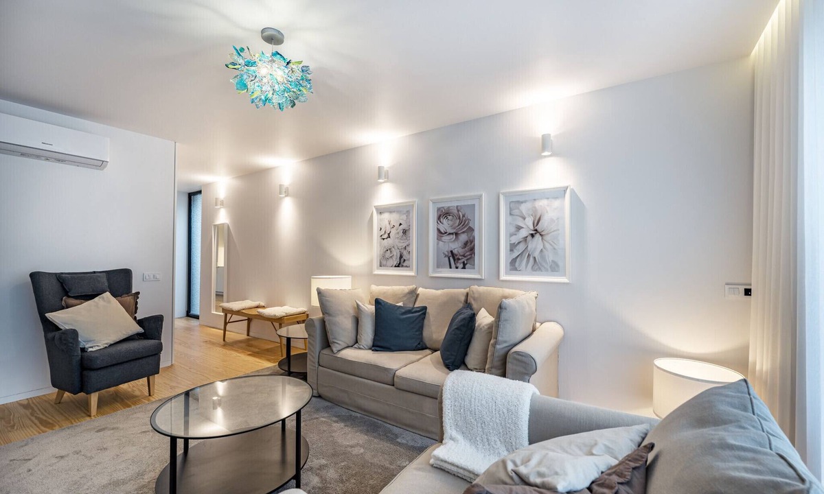 Centro / Baixa Ski Chalet | Nomad's Lux - 2BDR Almada Private Porto