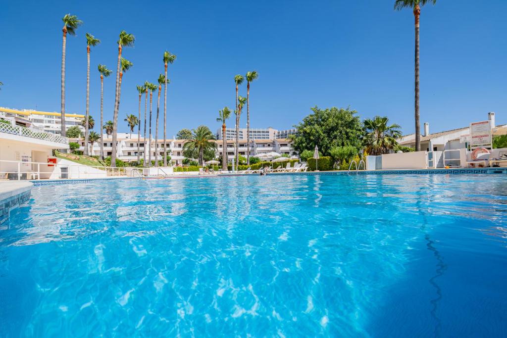 Montechoro Apartment | Ocean View Apartment with Pool and Private Balcony