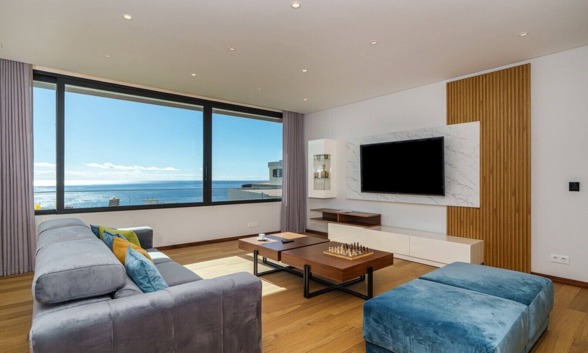 Sao Martinho Villa | Ocean View Villa Jacuzzi Walk to Lido 3 En Suites Japandi Design