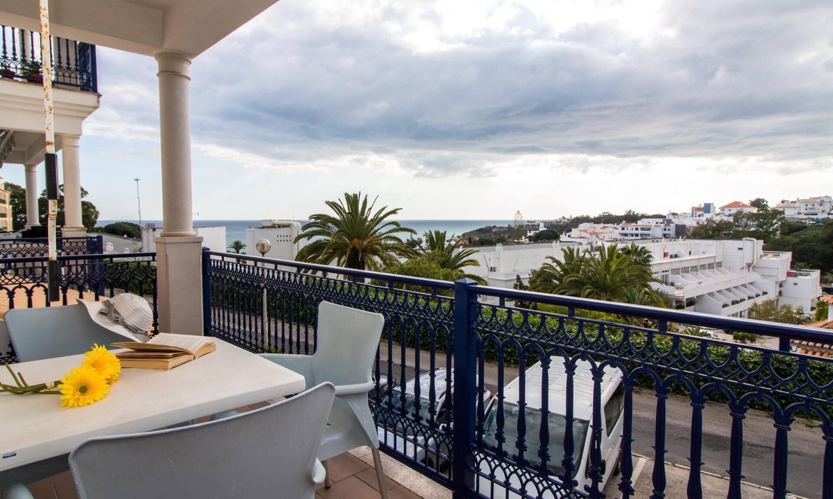 Oura Apartment | Oura Sunrise 3F Apartment by Stay ici