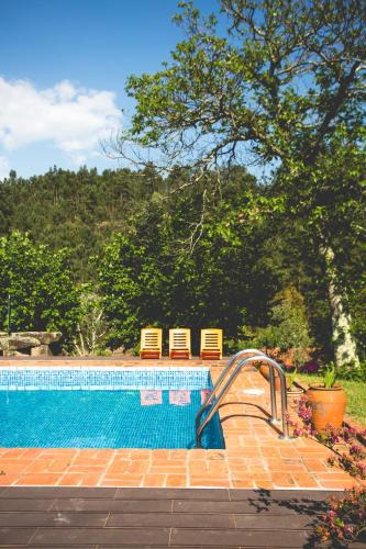Castelo de Paiva Hostel | Out of Town