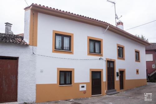 Gois House | Pátio das Cantigas