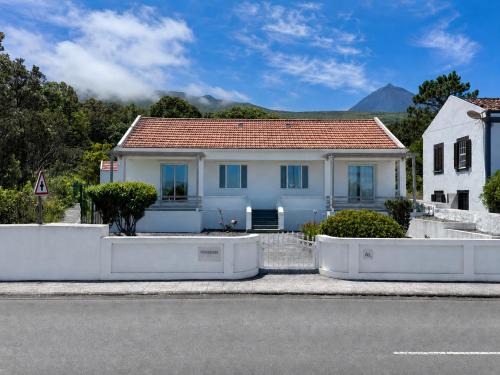 Cais do Pico Villa | Pico Island Villas 117 - Natural Pools and Incredible Views