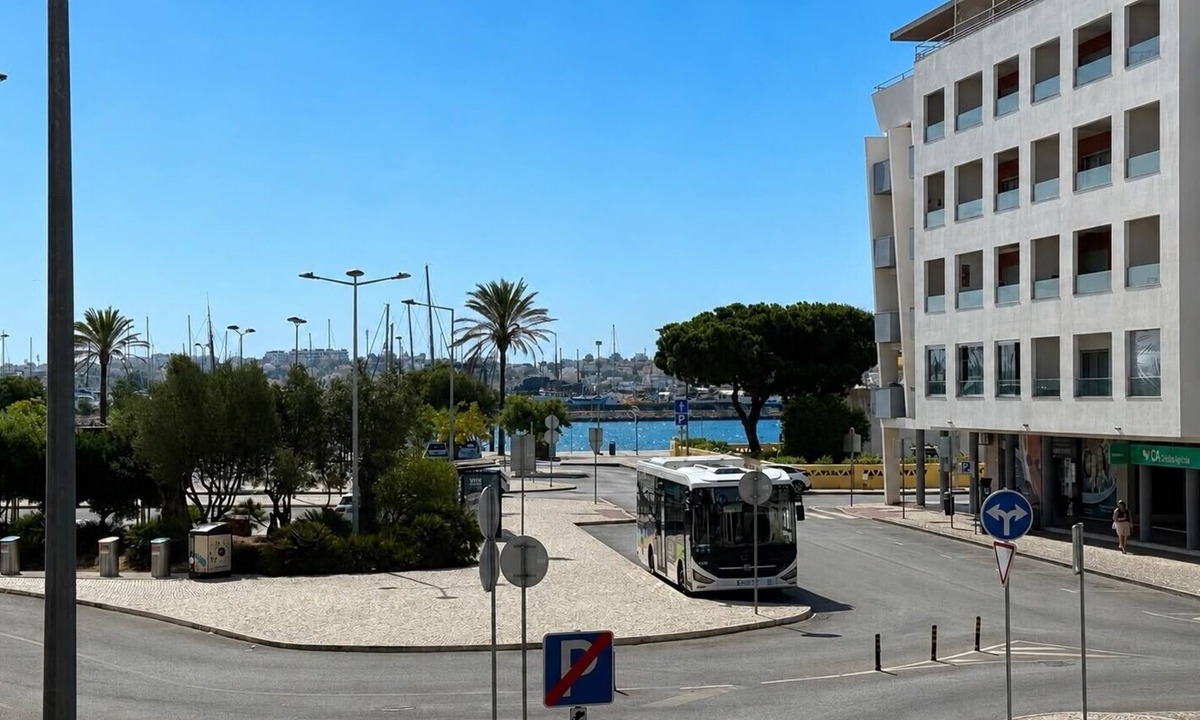 Portimao Apartment | Portimao riverview T2 luxe 1st floor with Balcony, Wi-Fi and Air Conditioning