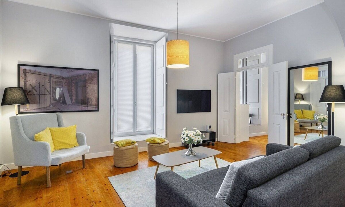 Santa Catarina Apartment | Prime Lisbon Living Great for D Nomads & R Workers
