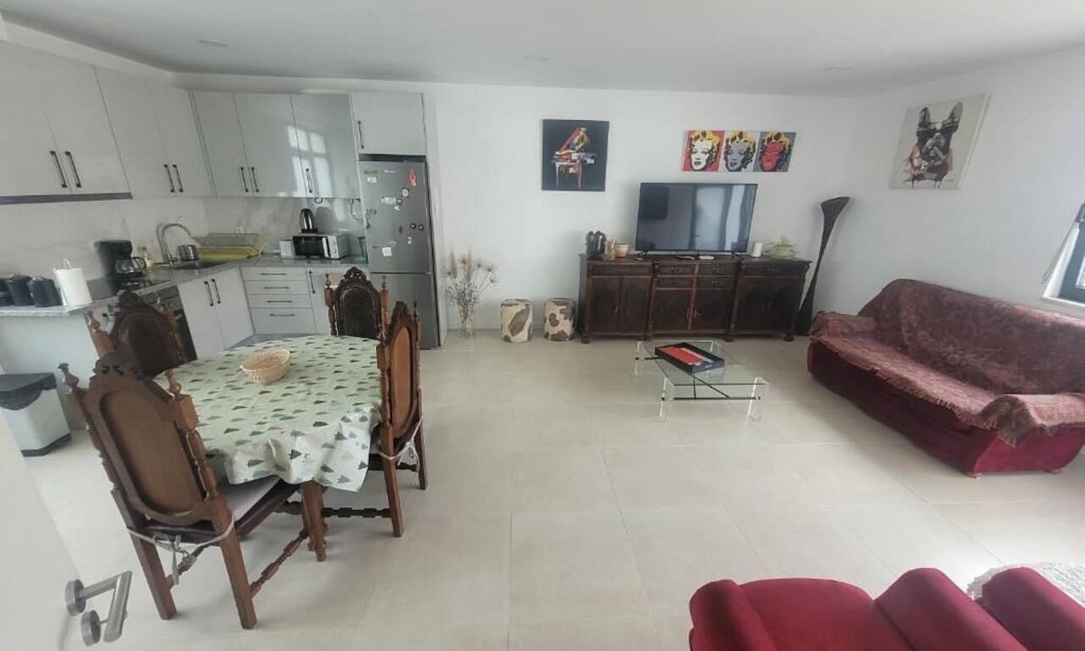 Oliveira do Bairro Apartment | Private, fully equipped apartment for 4 people in a private home