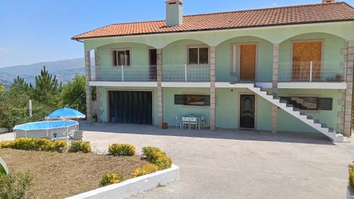 Ancede House | Private Pool River View Villa