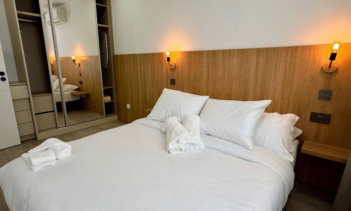 Santa Cruz das Flores Apartment | Private Ocean-View Home · 2BR · Sleep HAIbeat · Santa Cruz das Flores, Azores