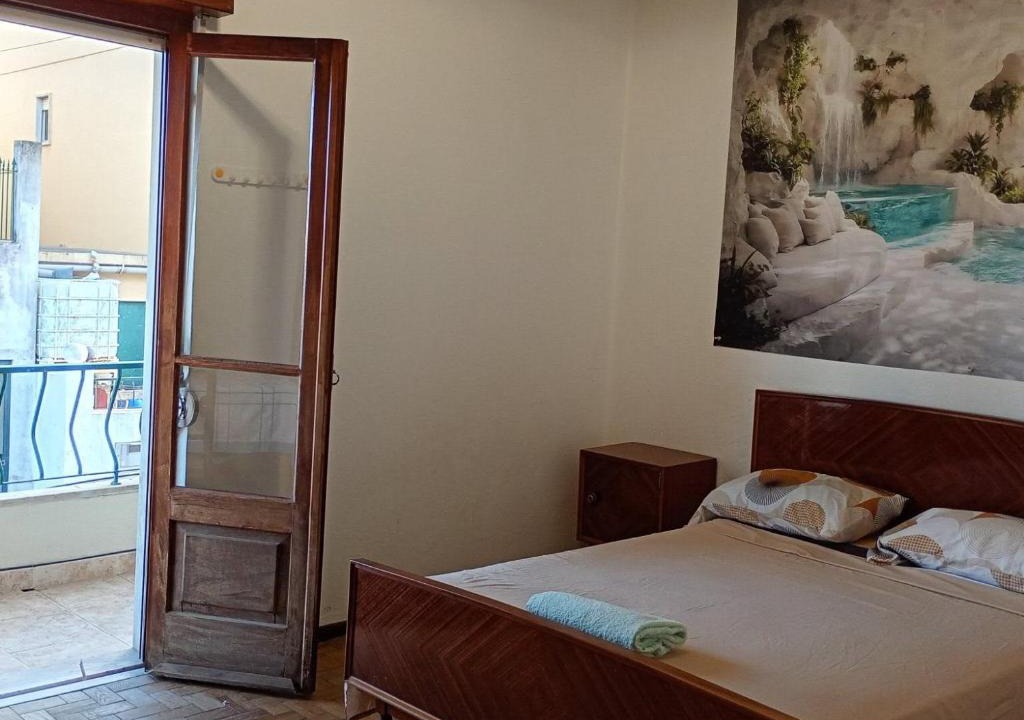 Apelacao House | Private room with balcony for one or two people near Lisbon Airport