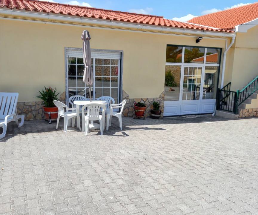 Lourinha House | 200 m² House ∙ 8 bedrooms ∙ 16 guests