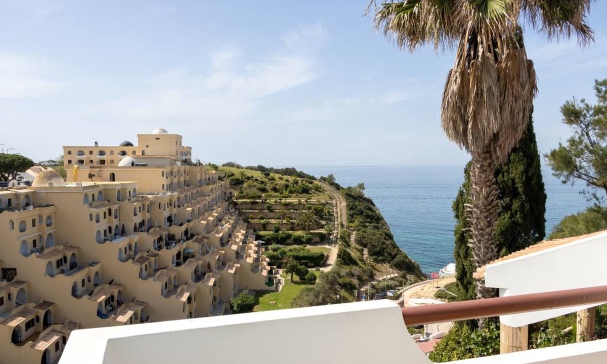 Vale de Centianes Apartment | Casa do Mar by Urban Beach Rentals