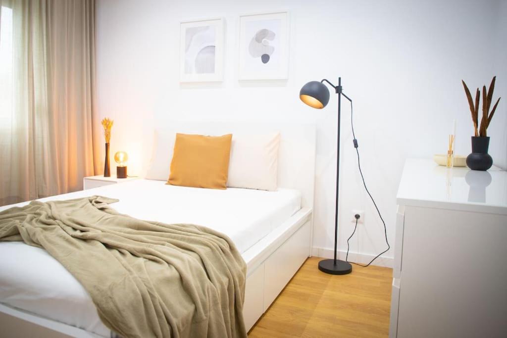 Agualva-Cacem House | QUARTO PRIVADO SUBLIME