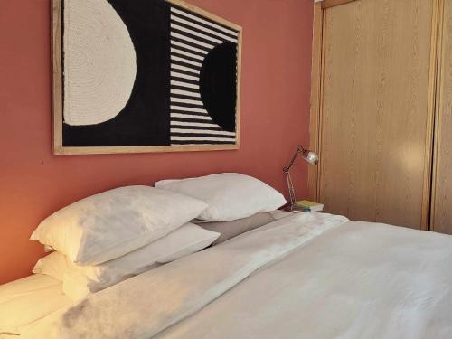 Aljezur House | Queen Bedroom
