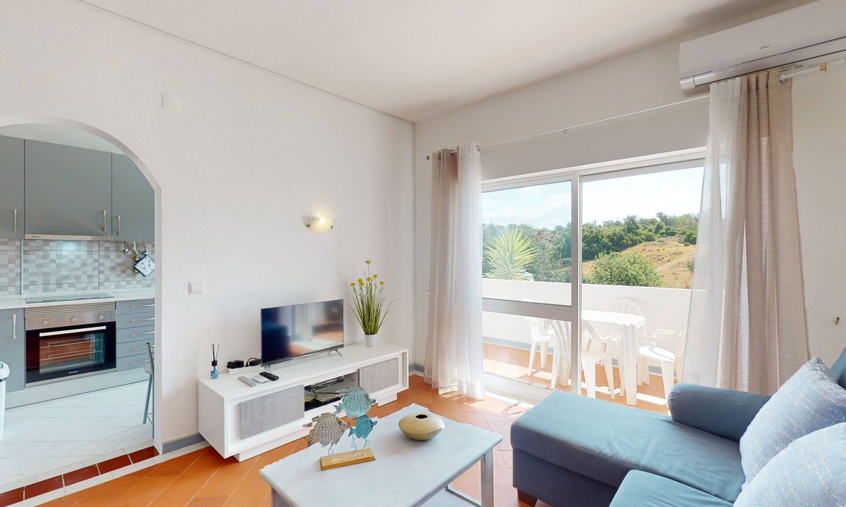 Montechoro Apartment | Quiet apartment T1 Albufeira 002