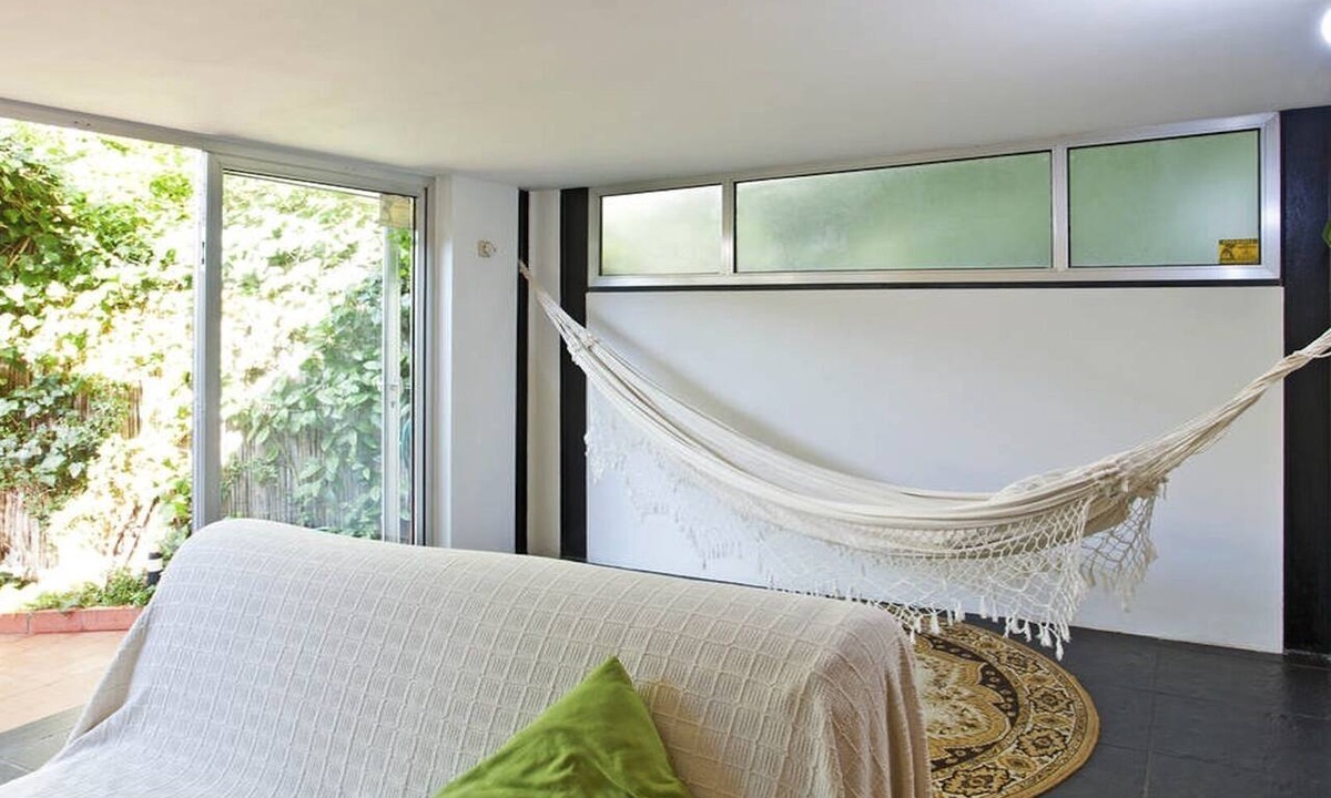 Paranhos Apartment | Quiet flat with private garden! Porto center!
