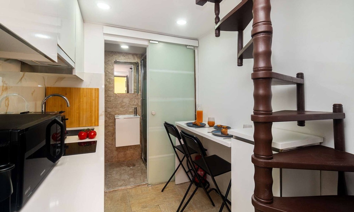 Sao Cristovao e Sao Lourenco Apartment | Quiet Retreat Just Minutes from the Buzz