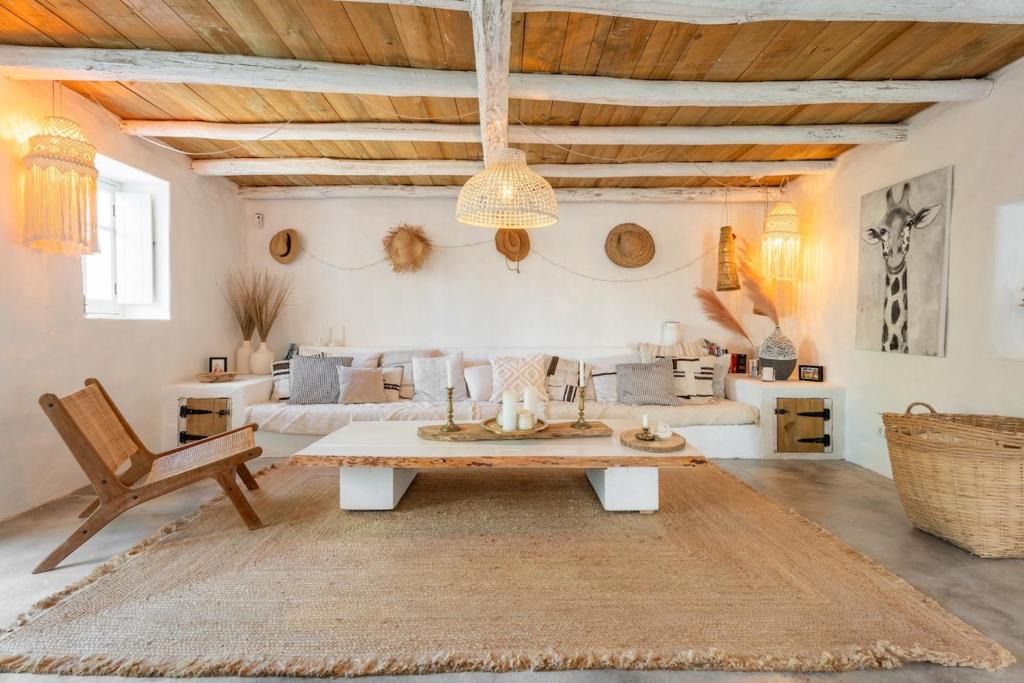 Alcobaca Villa | Quinta Bohemia - Boho villa in the countryside