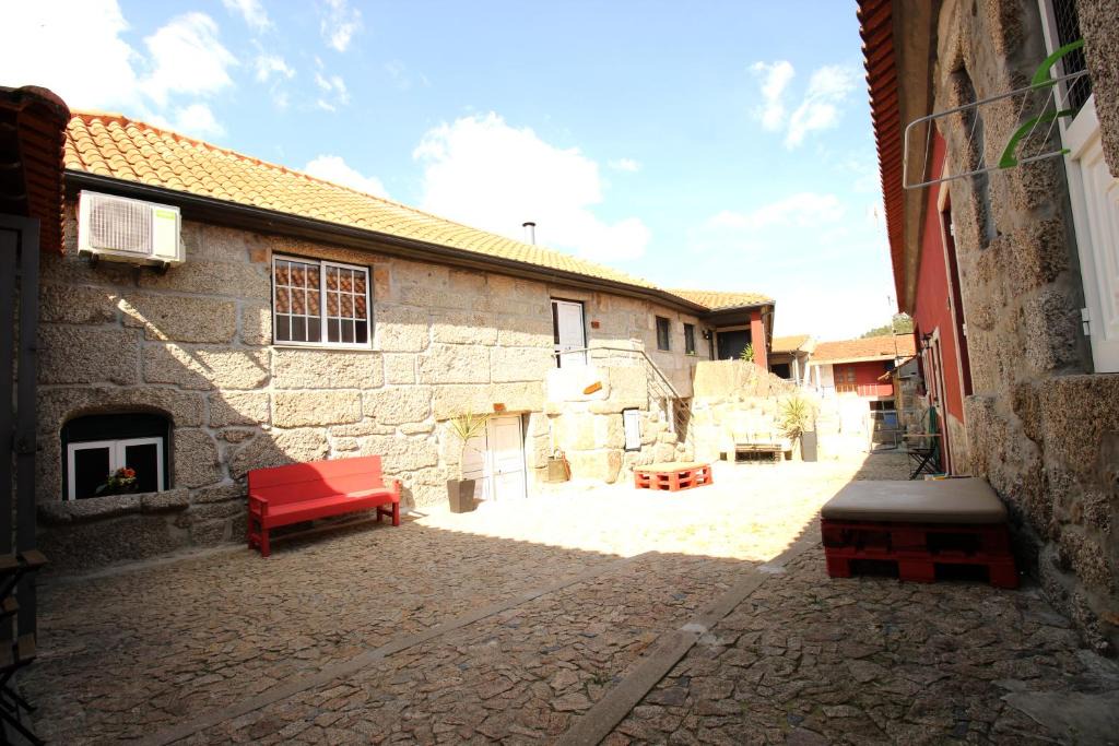 Fareja House | Quinta d'Areda Wine&Pool Experience
